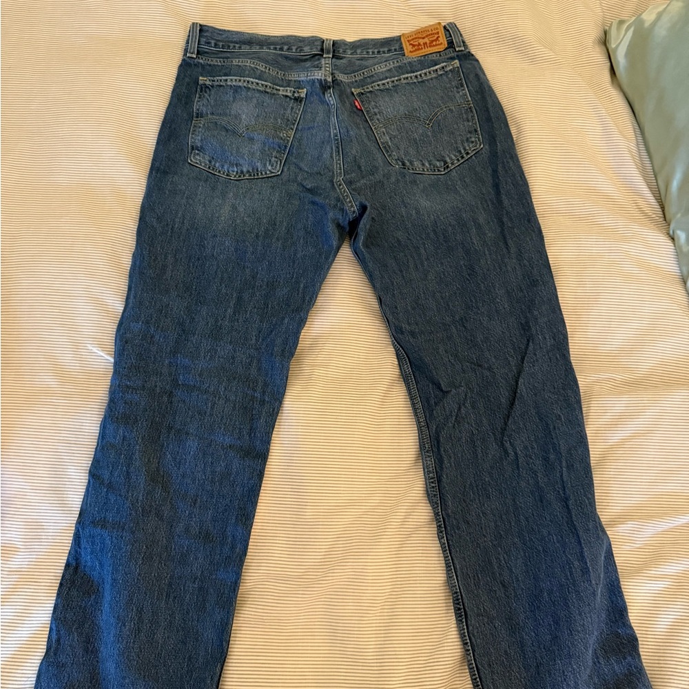 LEVI Low Pro Jeans - Picture 2 of 3